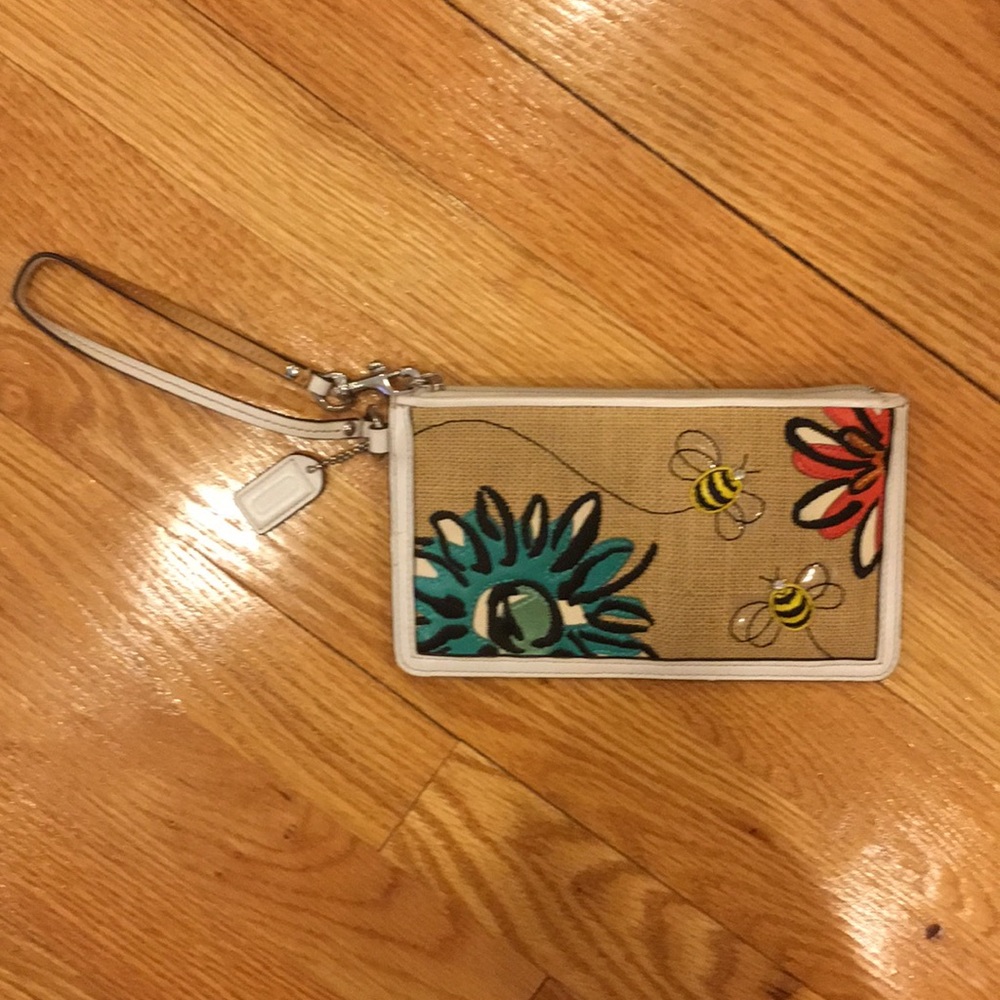 Coach Bumble Bee Wristlet 🐝